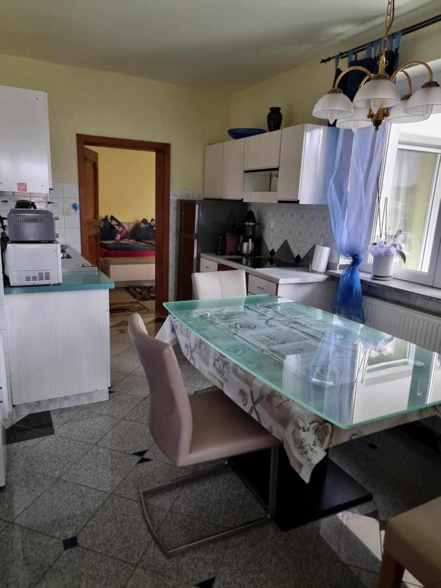 Ferienhaus Burgblick Treffen Room photo