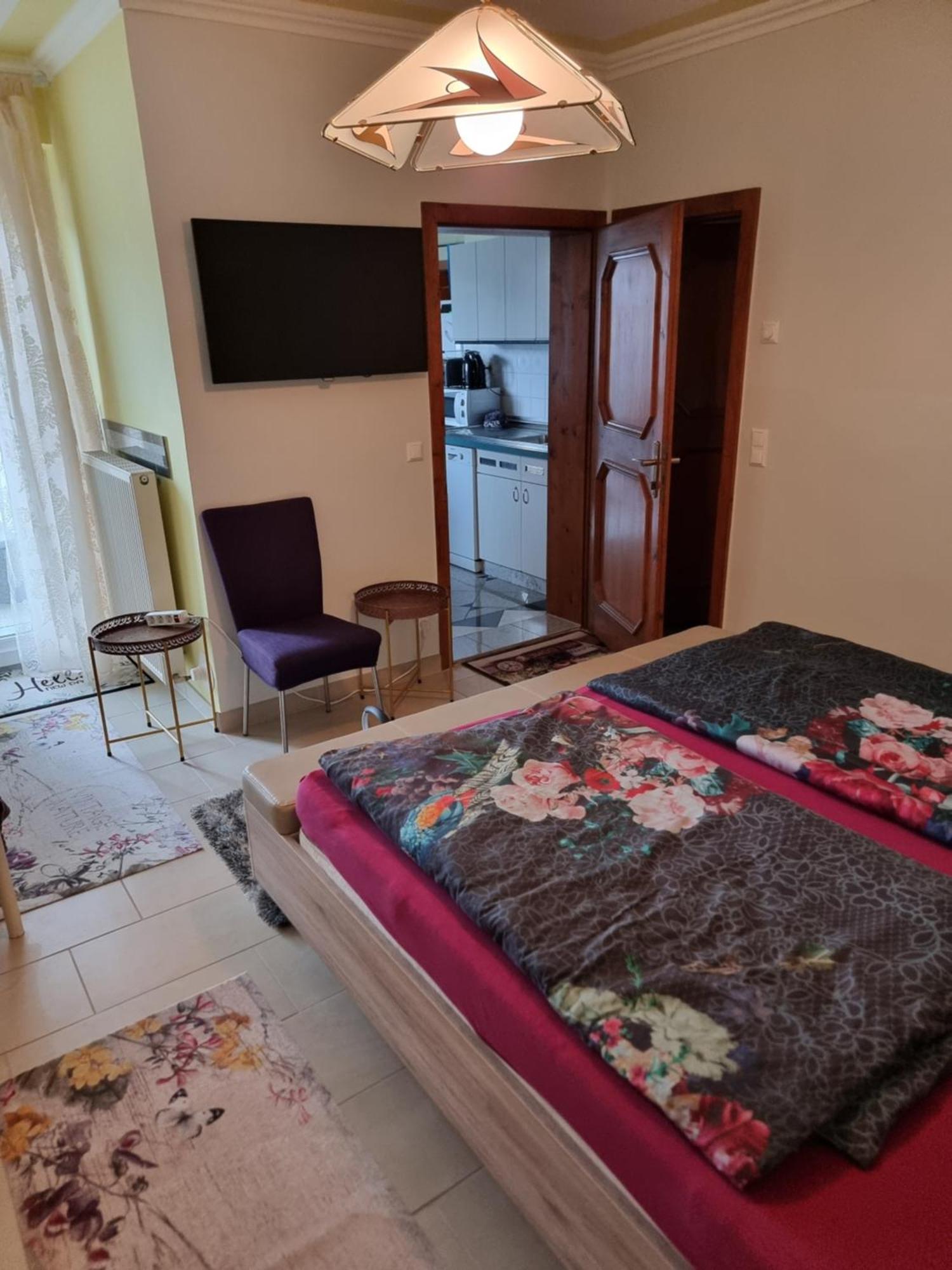 Ferienhaus Burgblick Treffen Room photo